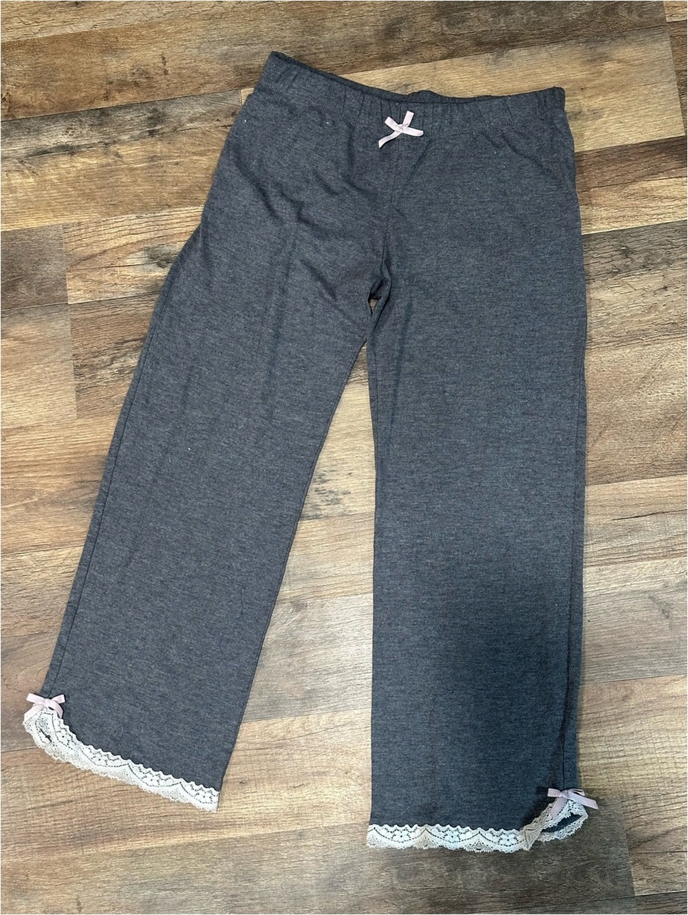 Y2K Gray Knit Lounge Pants with Lace Trim and Pink Bow